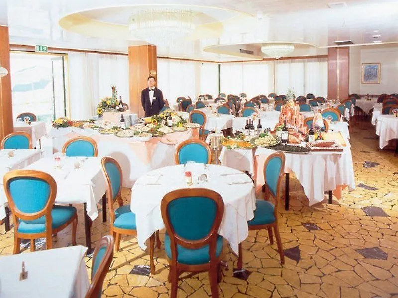 Hotel Florida Лидо-ди-Езоло