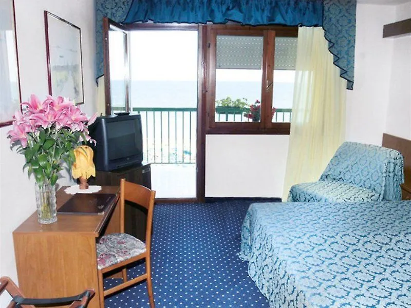 Hotel Florida Лидо-ди-Езоло